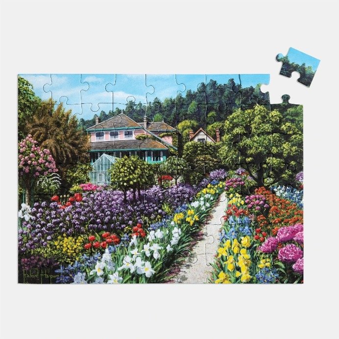 Monet’s Garden jigsaw puzzle, an ideal gift for a mom with dementia